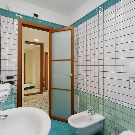 Domus Apartment *